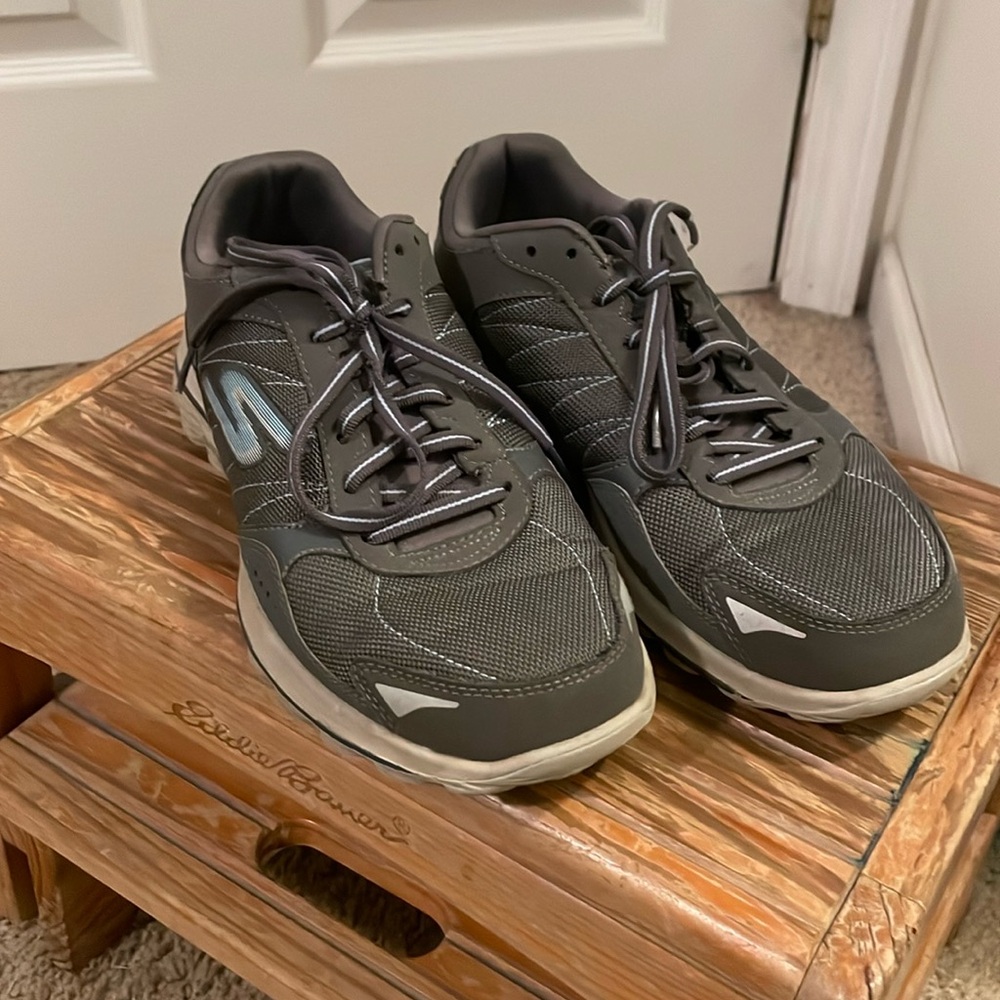 Skechers Go Golf Women’s golf shoes *Excellent Used Condition* Size 8.5